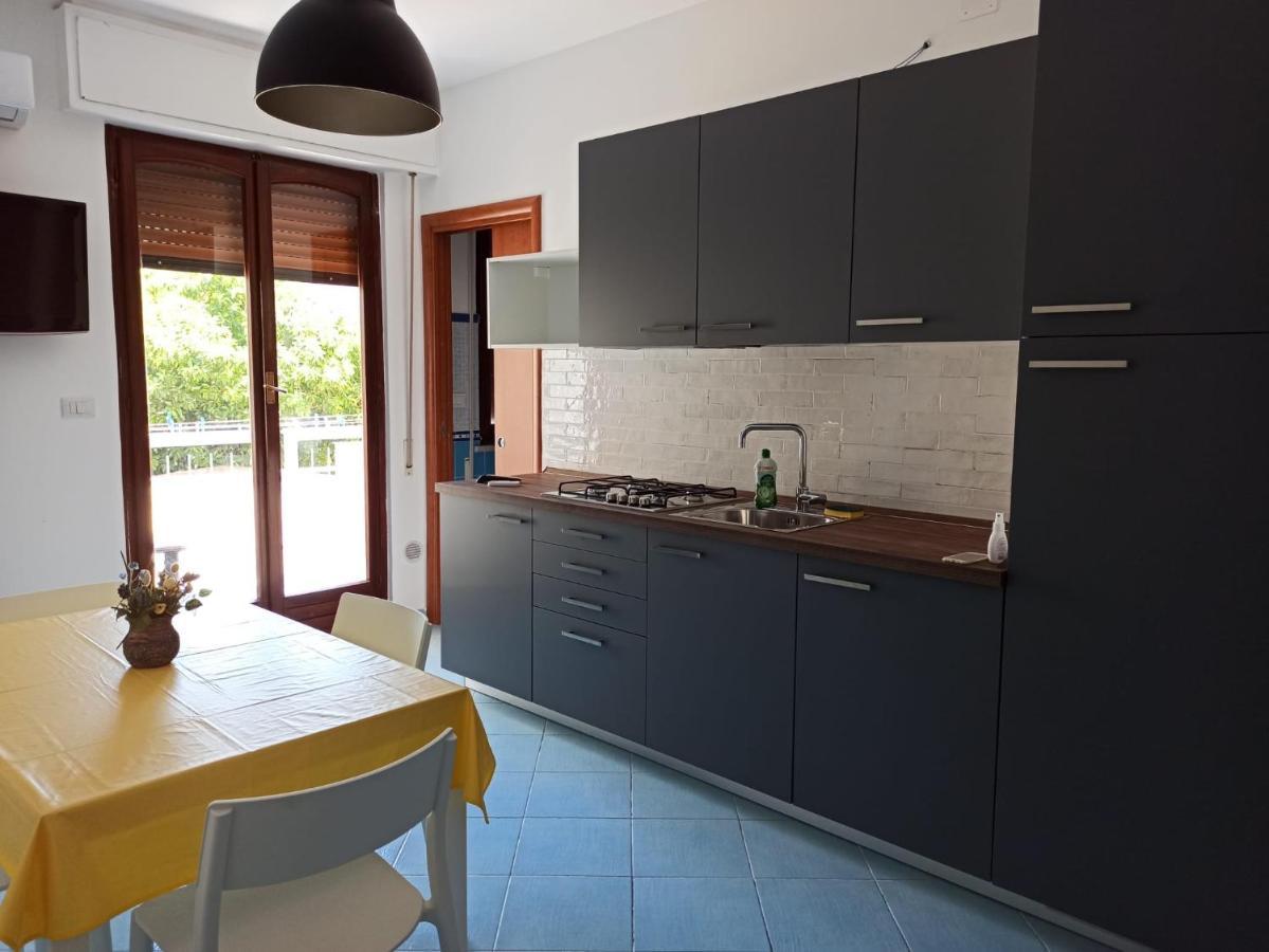 Mondello Valdesi Apartment Palermo Luaran gambar